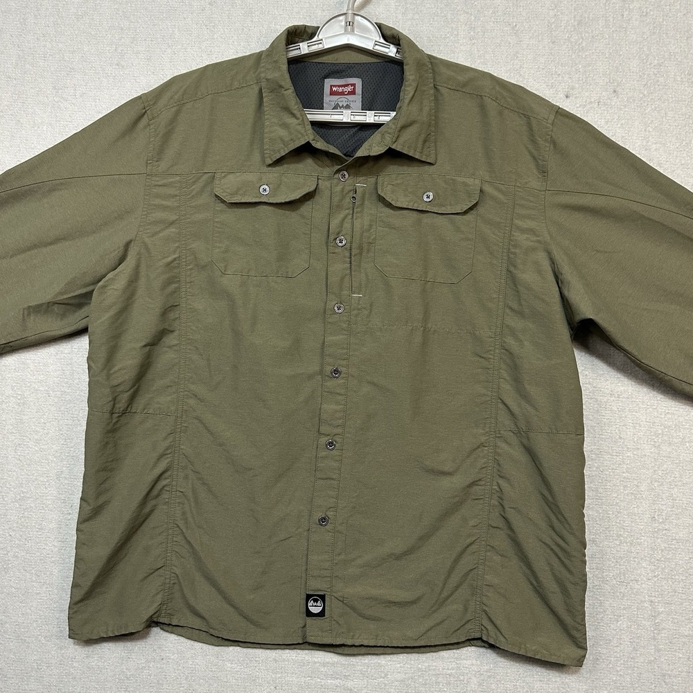 Wrangler Outdoor Series Regular Fit XX Large Long Sleeve ButtonUp Fishing Hiking